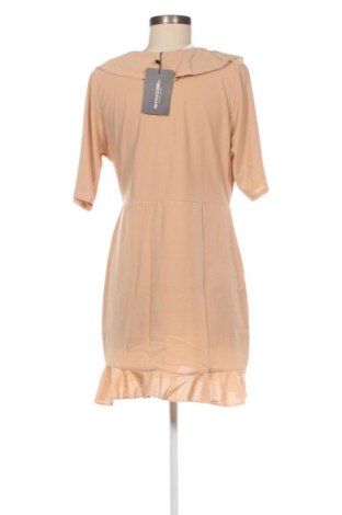 Kleid Pretty Little Thing, Größe XL, Farbe Beige, Preis 6,40 €