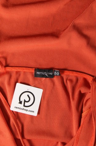 Kleid Pretty Little Thing, Größe L, Farbe Orange, Preis 5,65 €