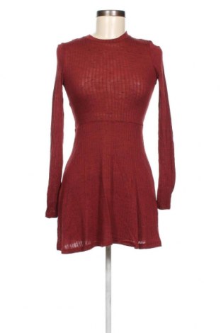 Φόρεμα Pull&Bear, Μέγεθος S, Χρώμα Κόκκινο, Τιμή 4,03 €