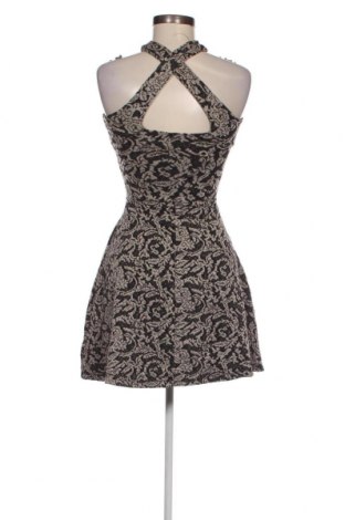 Kleid Pull&Bear, Größe S, Farbe Mehrfarbig, Preis 14,86 €