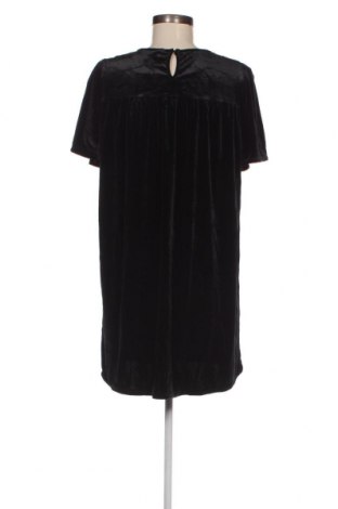 Šaty  Pull&Bear, Velikost M, Barva Černá, Cena  153,00 Kč