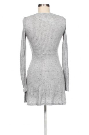 Kleid Pull&Bear, Größe S, Farbe Grau, Preis 3,56 €