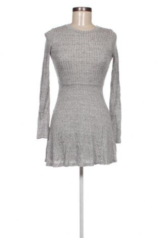 Φόρεμα Pull&Bear, Μέγεθος XS, Χρώμα Γκρί, Τιμή 4,98 €