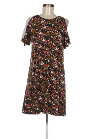 Φόρεμα Pull&Bear, Μέγεθος M, Χρώμα Πολύχρωμο, Τιμή 4,31 €