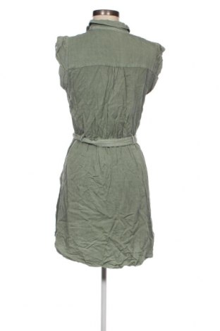 Φόρεμα Review, Μέγεθος M, Χρώμα Πράσινο, Τιμή 21,03 €