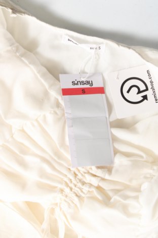Φόρεμα Sinsay, Μέγεθος S, Χρώμα Λευκό, Τιμή 23,46 €