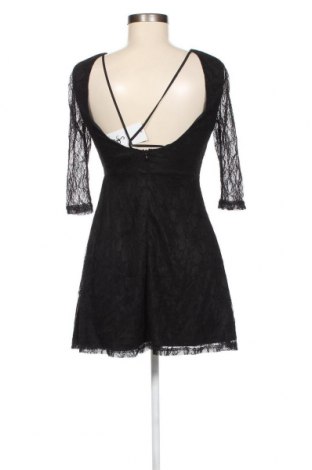 Šaty  Something Borrowed, Veľkosť XS, Farba Čierna, Cena  115,67 €