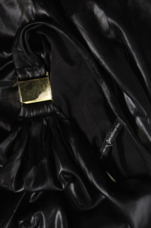 Šaty  Stradivarius, Veľkosť S, Farba Čierna, Cena  29,68 €