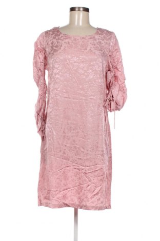 Šaty  Target, Velikost M, Barva Růžová, Cena  97,00 Kč