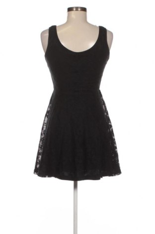 Kleid Terranova, Größe S, Farbe Schwarz, Preis 4,04 €
