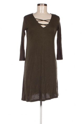 Kleid Terranova, Größe S, Farbe Grün, Preis 3,23 €