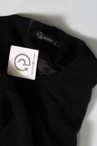 Kleid Trendy, Größe L, Farbe Schwarz, Preis 40,36 €