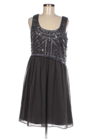 Kleid Young Couture, Größe L, Farbe Grau, Preis 14,84 €