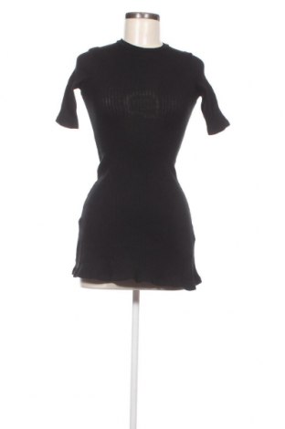 Рокля Zara Trafaluc, Размер S, Цвят Черен, Цена 8,88 лв.