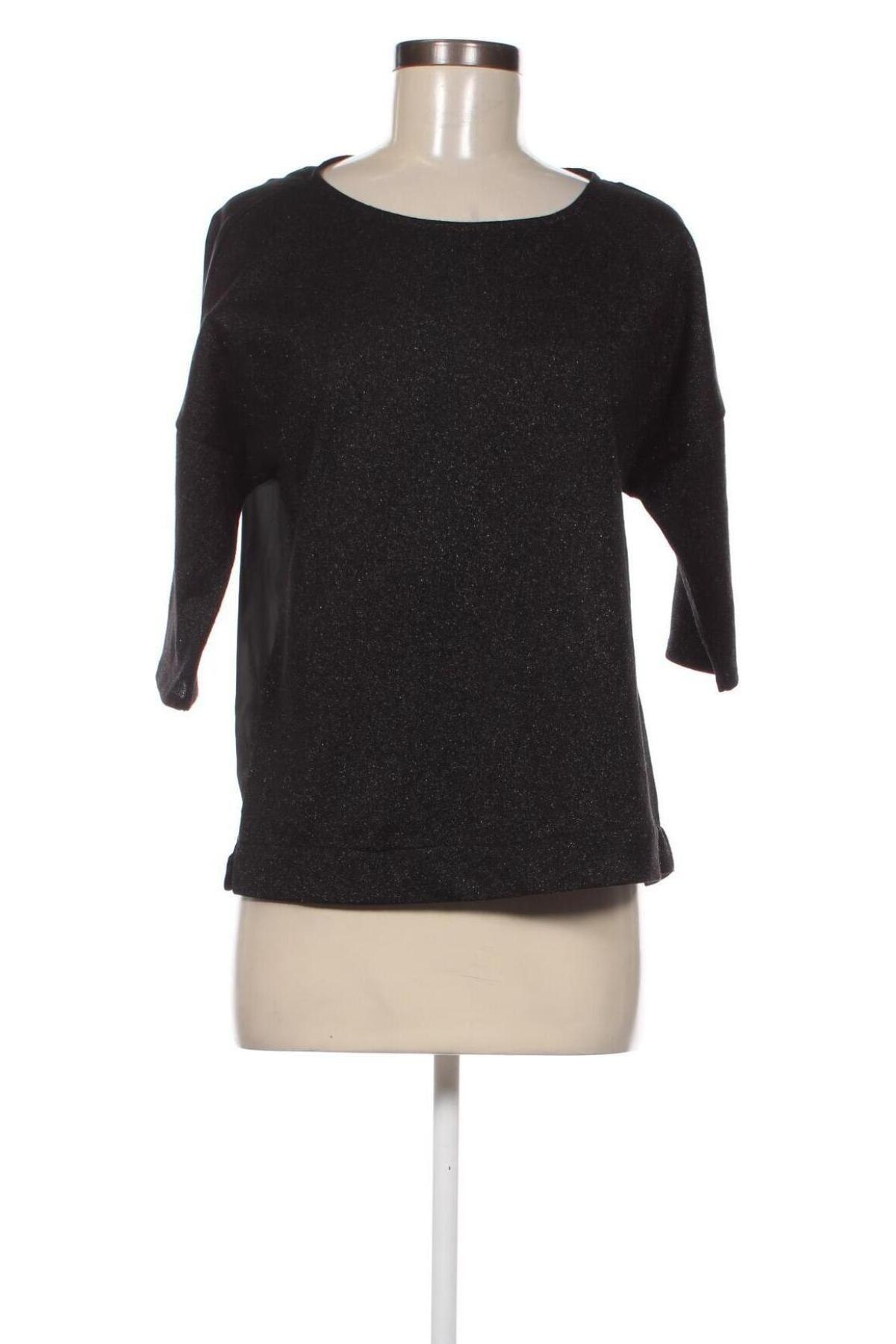 Γυναικεία μπλούζα Pull&Bear, Μέγεθος S, Χρώμα Μαύρο, Τιμή 1,75 €
