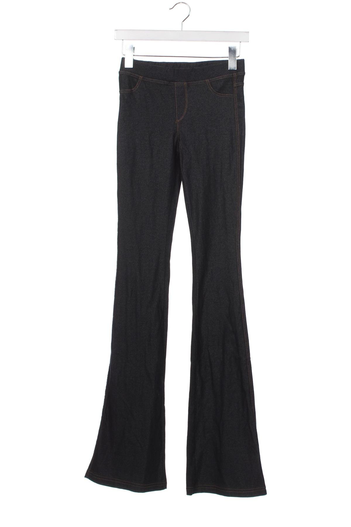 Pantaloni de femei Pull&Bear, Mărime M, Culoare Albastru, Preț 25,72 Lei