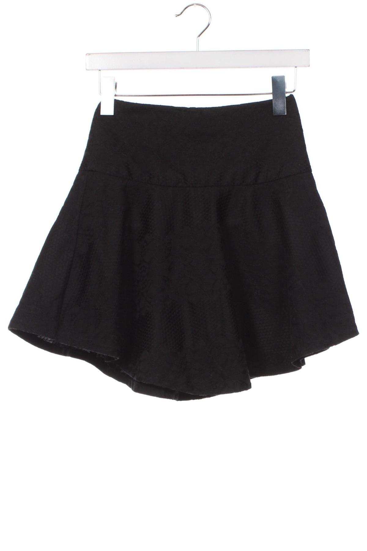 Dětská sukně , Velikost 12-13y/ 158-164 cm, Barva Černá, Cena  405,00 Kč