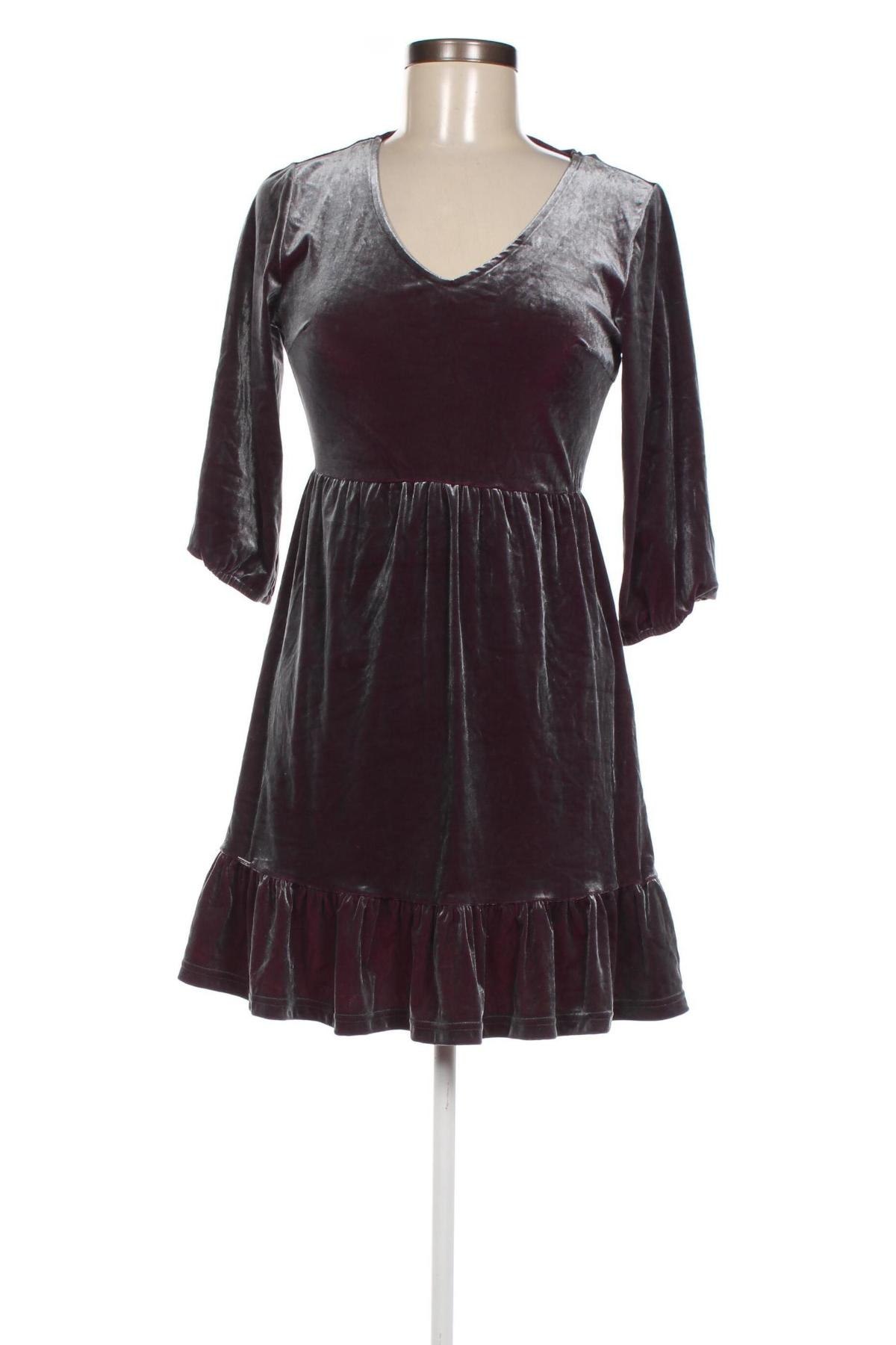 Kleid Diverse, Größe S, Farbe Lila, Preis 5,93 €