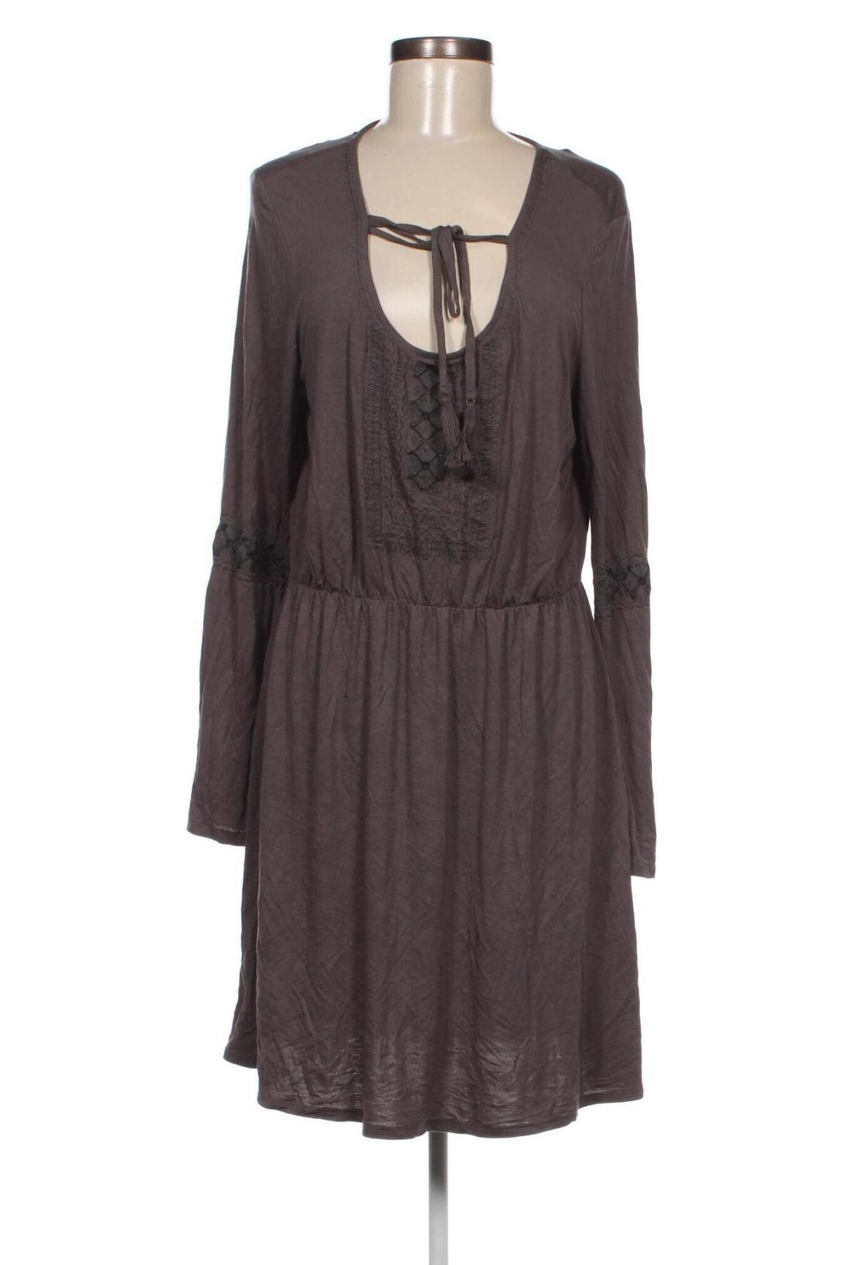 Šaty  Knox Rose, Veľkosť L, Farba Sivá, Cena  4,60 €
