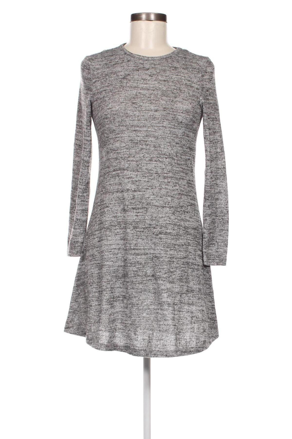 Kleid ONLY, Größe S, Farbe Grau, Preis 3,06 €