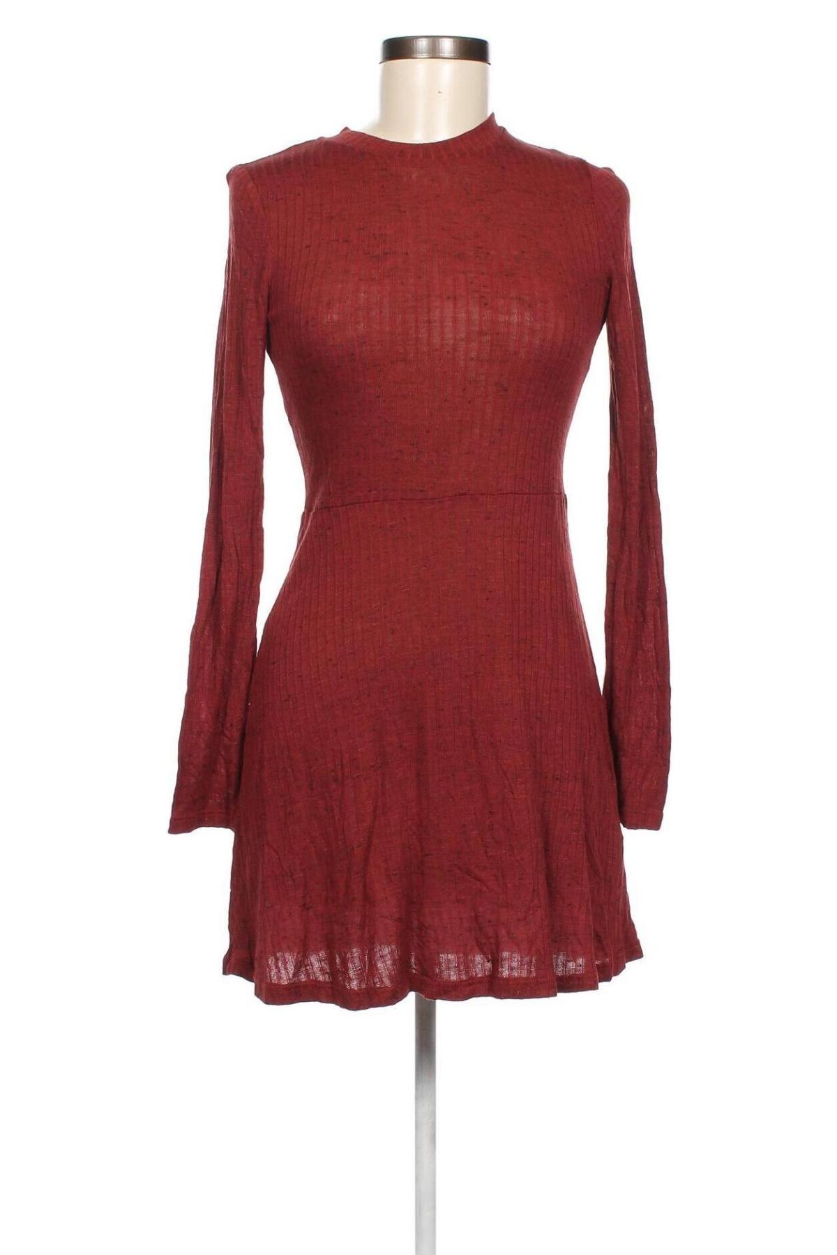 Φόρεμα Pull&Bear, Μέγεθος M, Χρώμα Κόκκινο, Τιμή 3,56 €