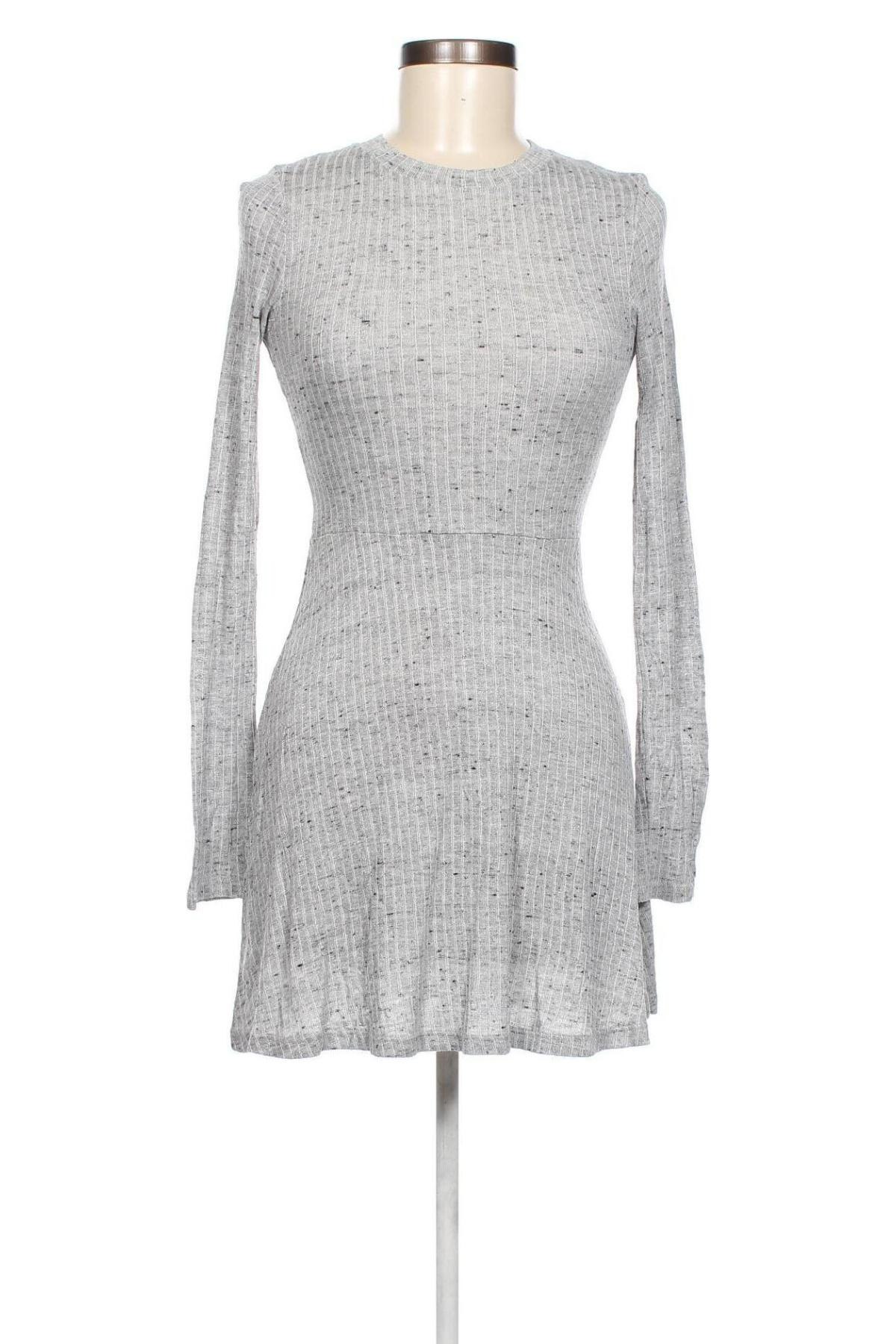 Φόρεμα Pull&Bear, Μέγεθος S, Χρώμα Γκρί, Τιμή 3,56 €