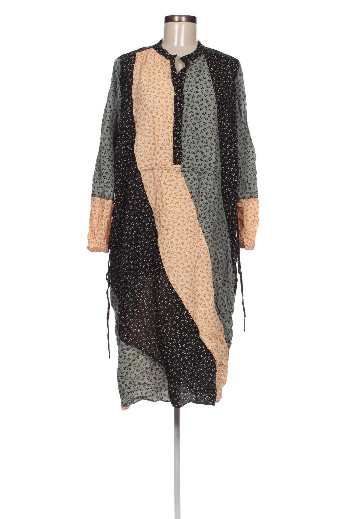 Φόρεμα Second Female, Μέγεθος XL, Χρώμα Πολύχρωμο, Τιμή 36,49 €