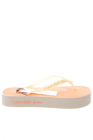 Papuci Calvin Klein Jeans, Mărime 40, Culoare Multicolor, Preț 267,99 Lei