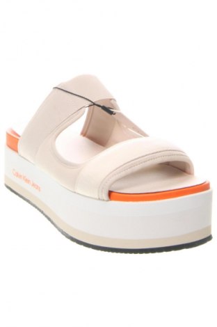 Pantolette Calvin Klein Jeans, Größe 41, Farbe Beige, Preis € 117,99