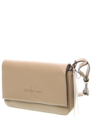 Γυναικεία τσάντα Calvin Klein, Χρώμα  Μπέζ, Τιμή 55,99 €