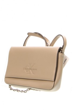 Γυναικεία τσάντα Calvin Klein, Χρώμα  Μπέζ, Τιμή 60,99 €