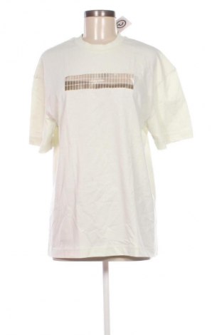 Damen T-Shirt Calvin Klein, Größe M, Farbe Grün, Preis 56,99 €