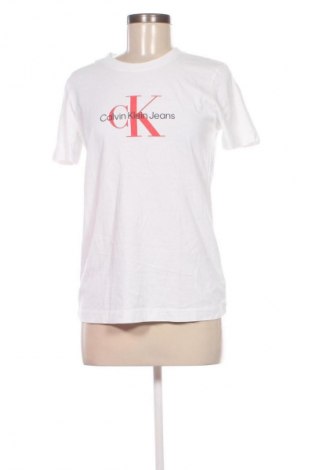 Damen T-Shirt Calvin Klein Jeans, Größe S, Farbe Weiß, Preis € 30,99