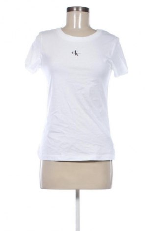 Дамска тениска Calvin Klein Jeans, Размер S, Цвят Бял, Цена 58,99 лв.