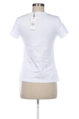 Дамска тениска Calvin Klein Jeans, Размер S, Цвят Бял, Цена 58,99 лв.