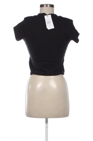 Tricou de femei Calvin Klein Jeans, Mărime M, Culoare Negru, Preț 267,99 Lei