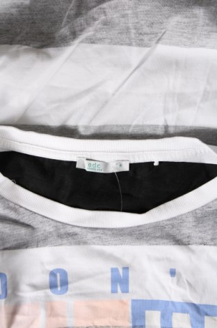 Γυναικείο t-shirt Edc By Esprit, Μέγεθος M, Χρώμα Πολύχρωμο, Τιμή 9,00 €