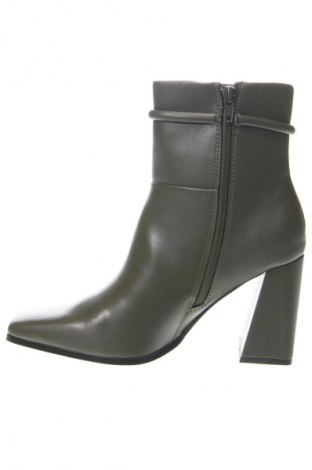 Damen Stiefeletten, Größe 38, Farbe Grün, Preis 39,30 €