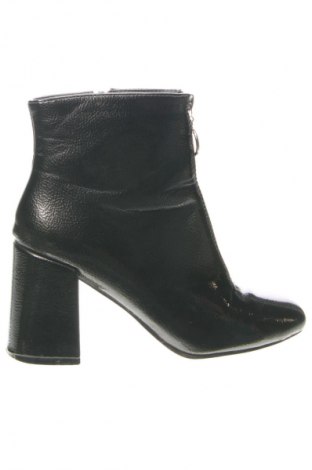 Botine de damă, Mărime 37, Culoare Gri, Preț 106,28 Lei