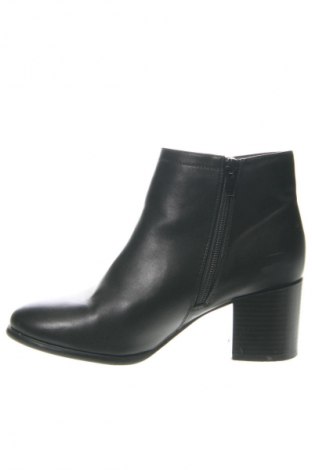 Botine de damă, Mărime 38, Culoare Negru, Preț 86,99 Lei