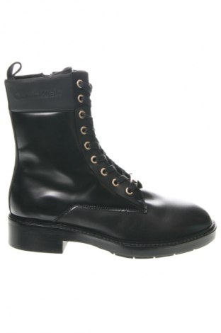 Botine de damă Calvin Klein, Mărime 39, Culoare Negru, Preț 1.244,99 Lei