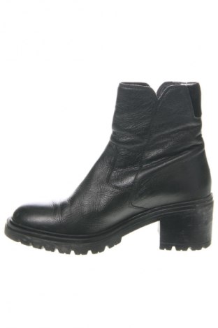 Botine de damă Geox, Mărime 38, Culoare Negru, Preț 124,99 Lei