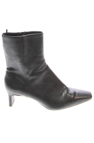 Damen Stiefeletten H&M, Größe 39, Farbe Schwarz, Preis 24,55 €