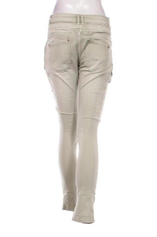 Damen Jeans, Größe M, Farbe Grün, Preis € 9,99