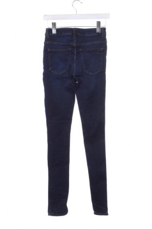 Damen Jeans Amisu, Größe M, Farbe Blau, Preis € 9,99