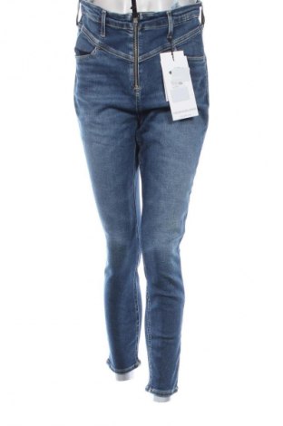 Дамски дънки Calvin Klein Jeans, Размер M, Цвят Син, Цена 58,99 лв.