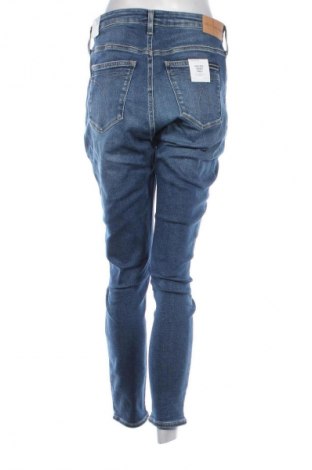 Γυναικείο Τζίν Calvin Klein Jeans, Μέγεθος M, Χρώμα Μπλέ, Τιμή 54,99 €