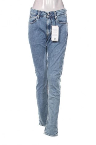 Γυναικείο Τζίν Calvin Klein Jeans, Μέγεθος M, Χρώμα Μπλέ, Τιμή 107,99 €