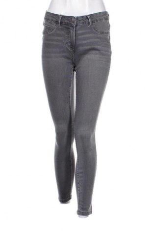 Damen Jeans Gina, Größe M, Farbe Grau, Preis 20,99 €