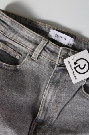 Damen Jeans Reserved, Größe S, Farbe Grau, Preis € 14,91